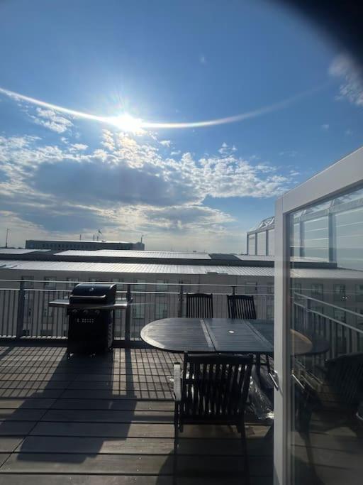 Apartment Kings Apt, Doublex W Water View & Private Terrasse *